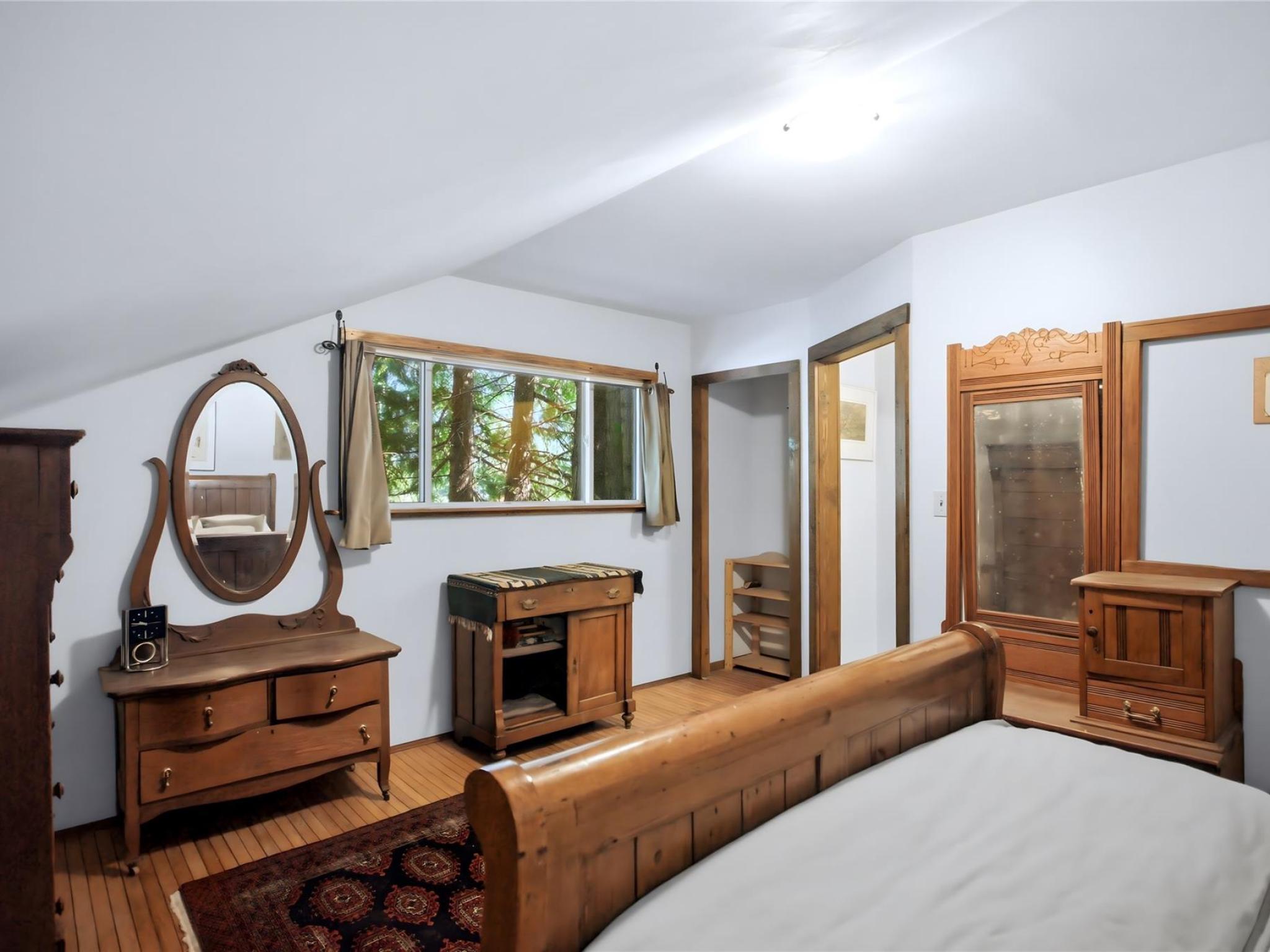 8173 Pemberton Meadows Road image 21