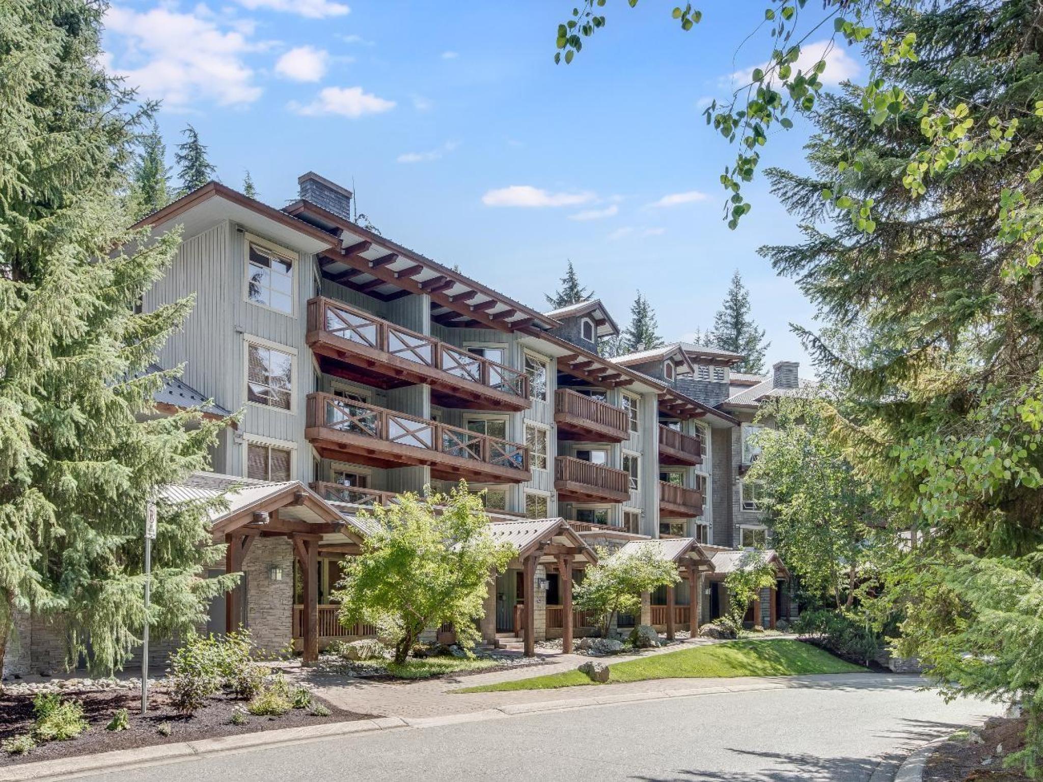 214G1-4653 Blackcomb Way