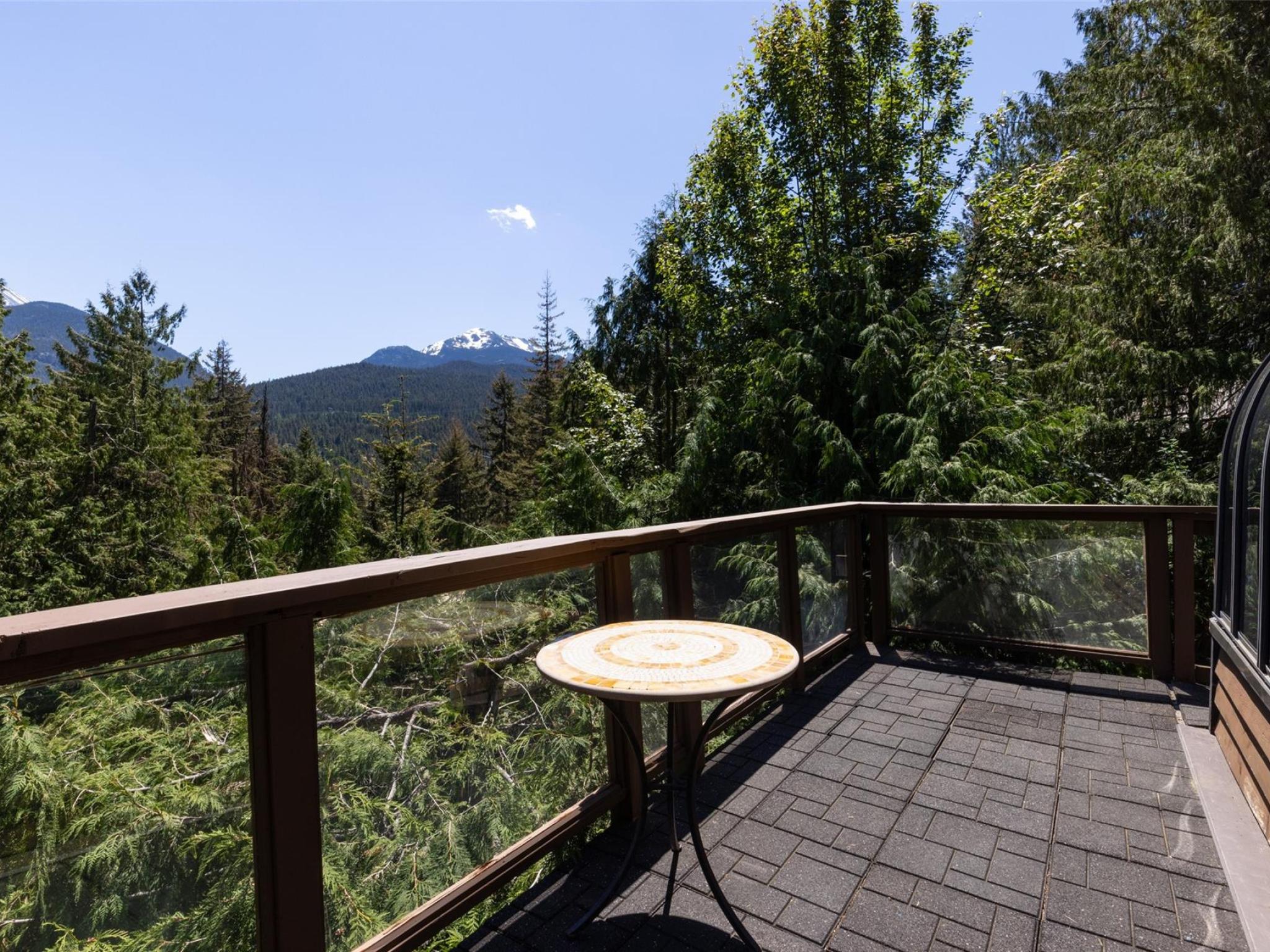 9480 Emerald Drive image 11