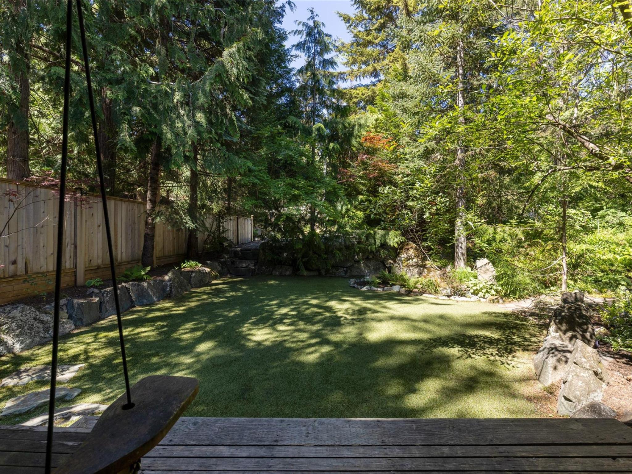 9480 Emerald Drive image 28