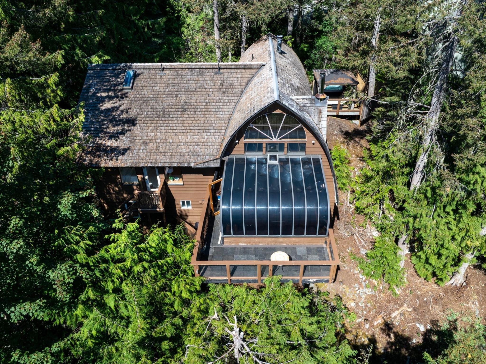 9480 Emerald Drive image 33