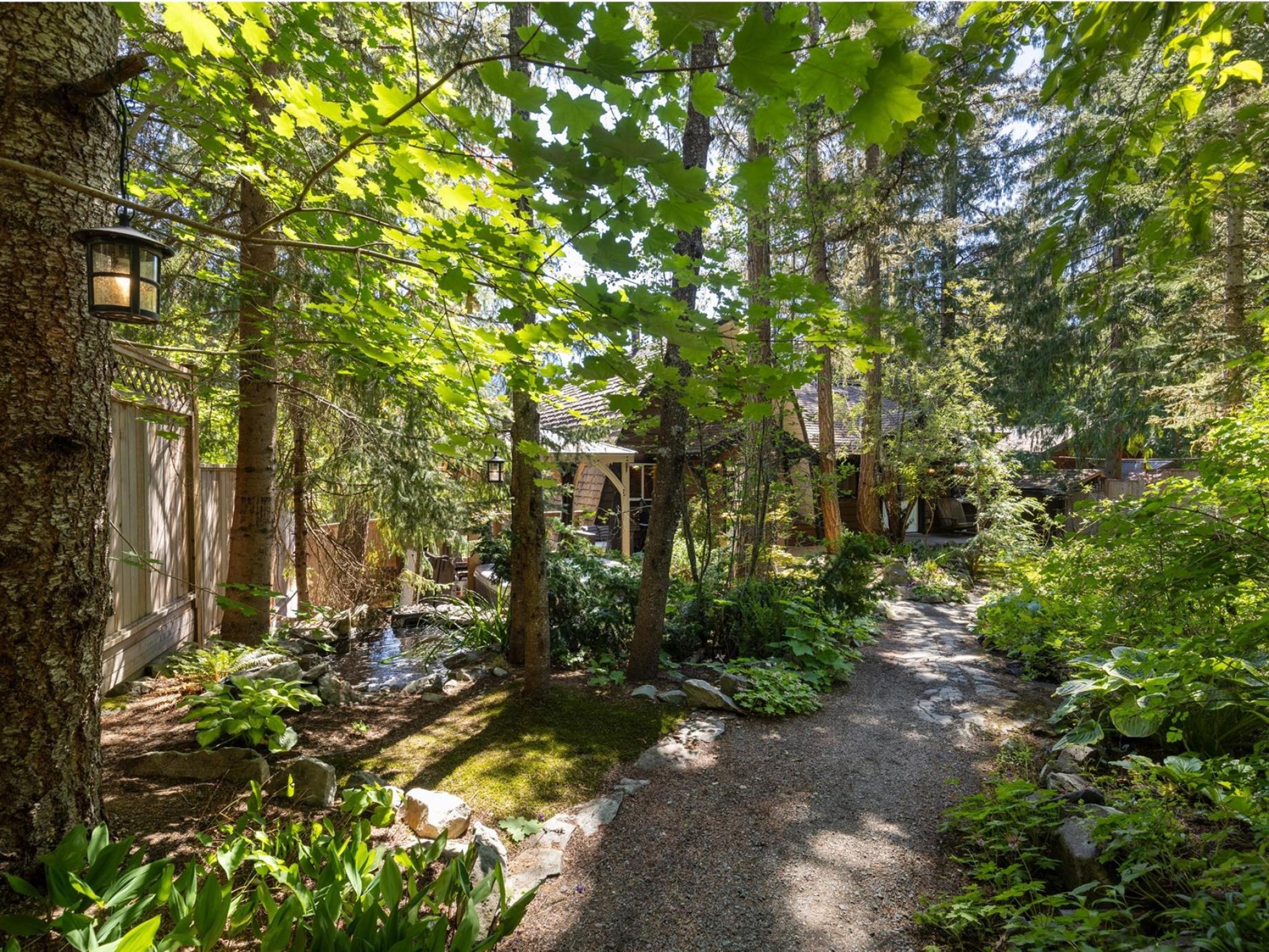 9480 Emerald Drive image 36