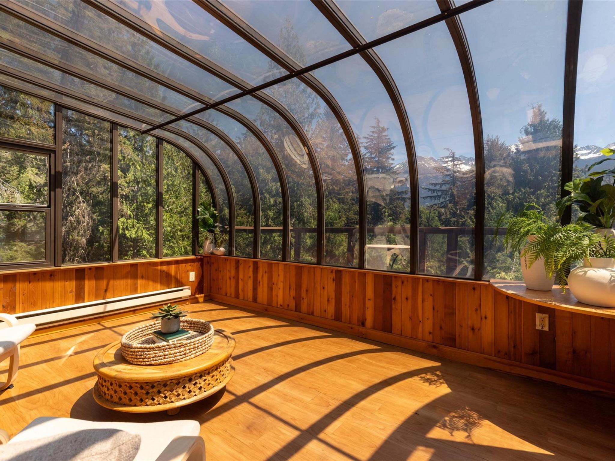 9480 Emerald Drive image 8