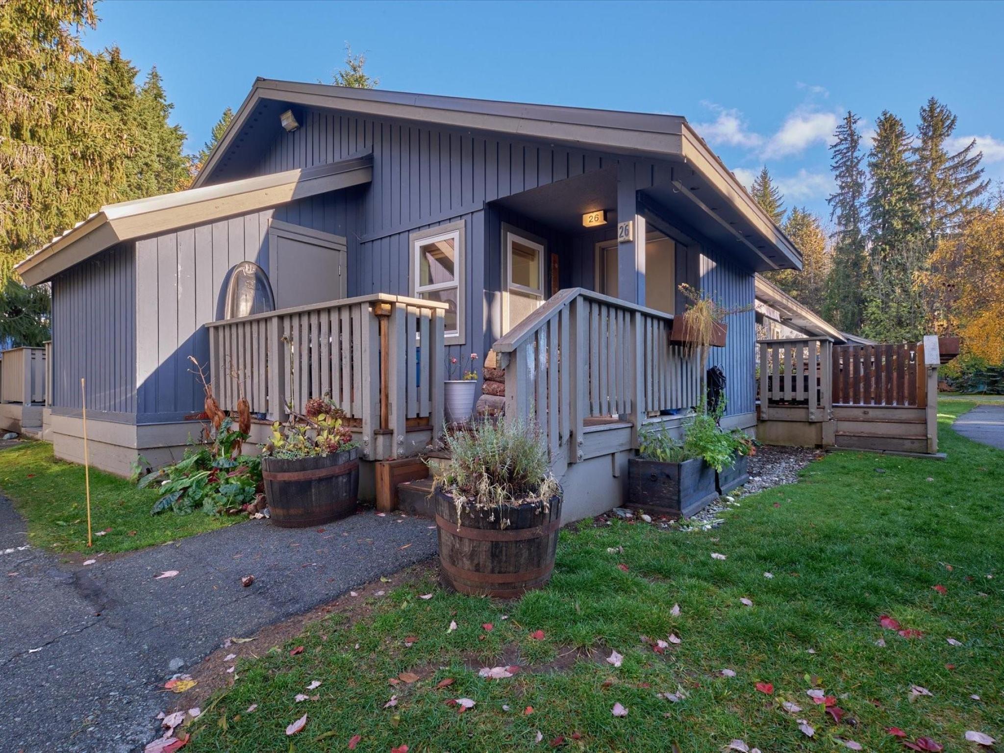 26-6800 Crabapple Drive