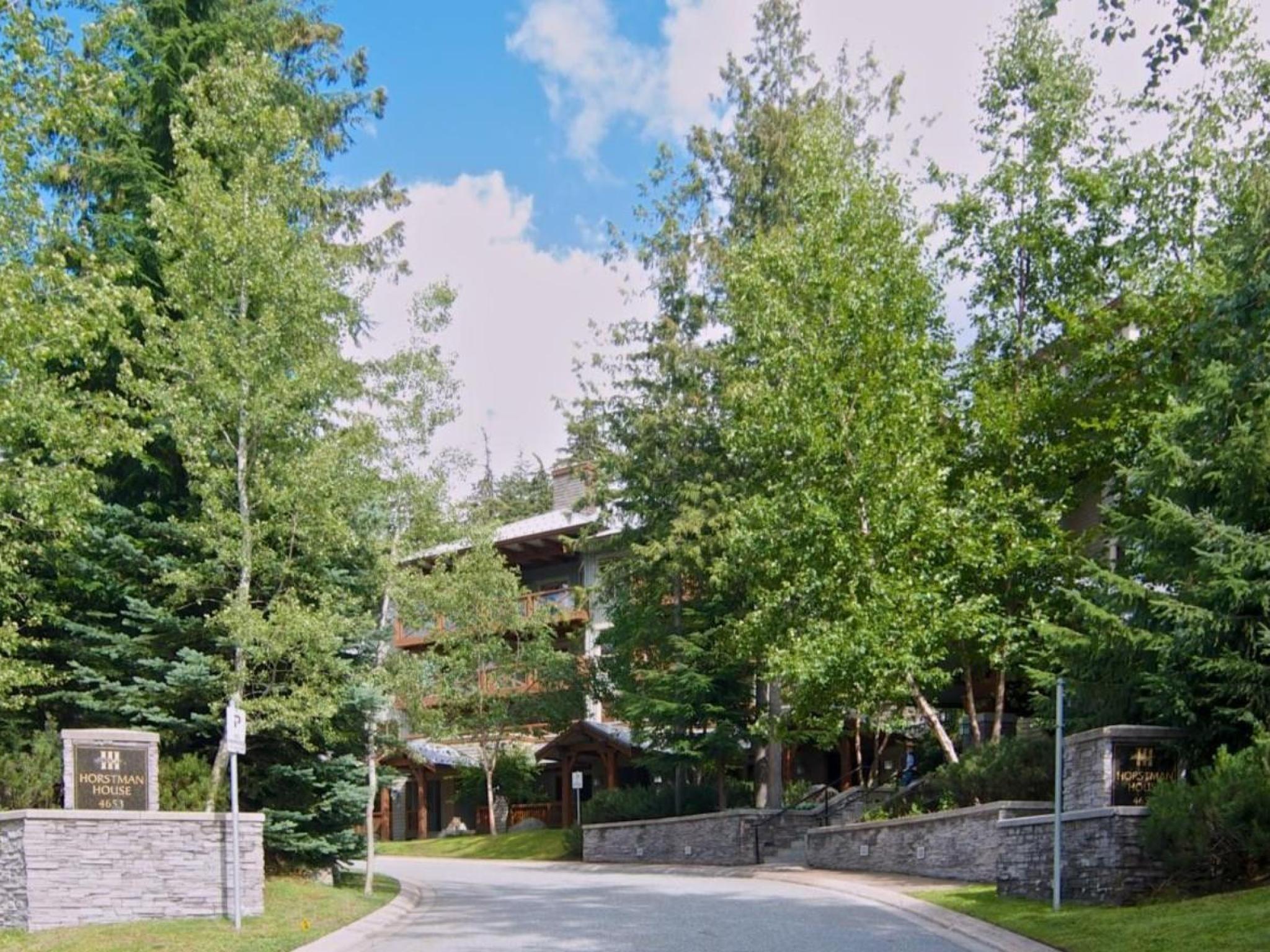 303G2-4653 Blackcomb Way