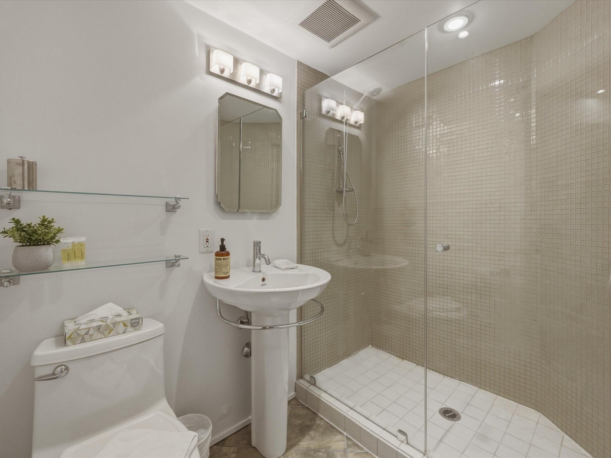 5-4201 Sunshine Place image 19