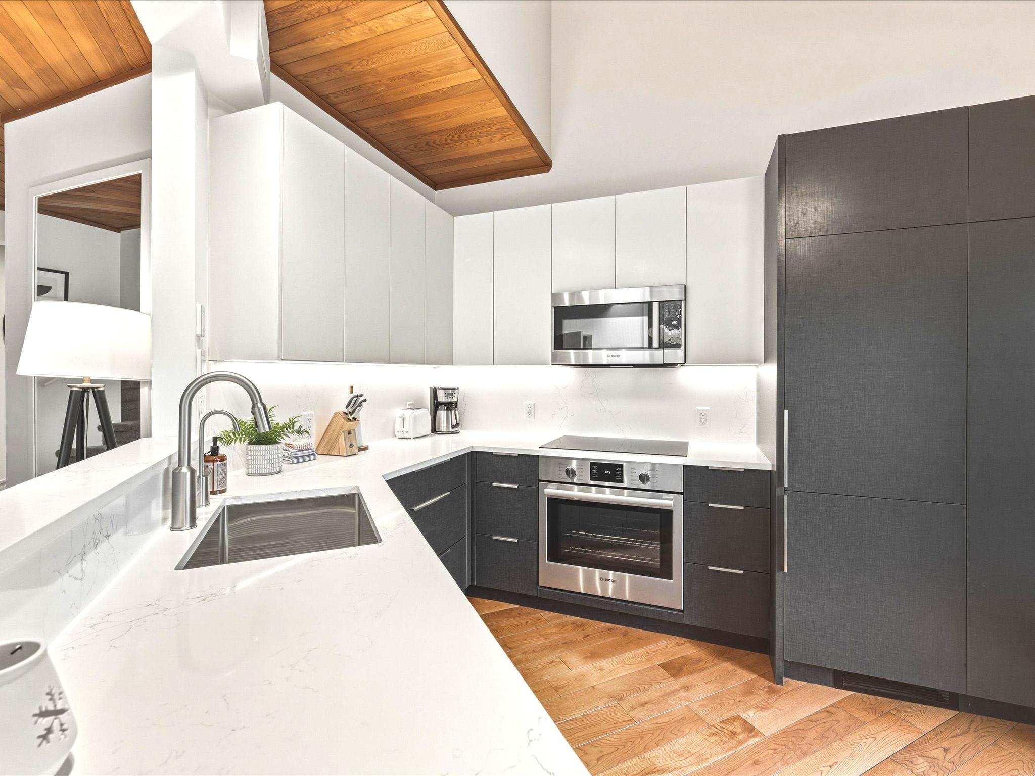 5-4201 Sunshine Place image 3