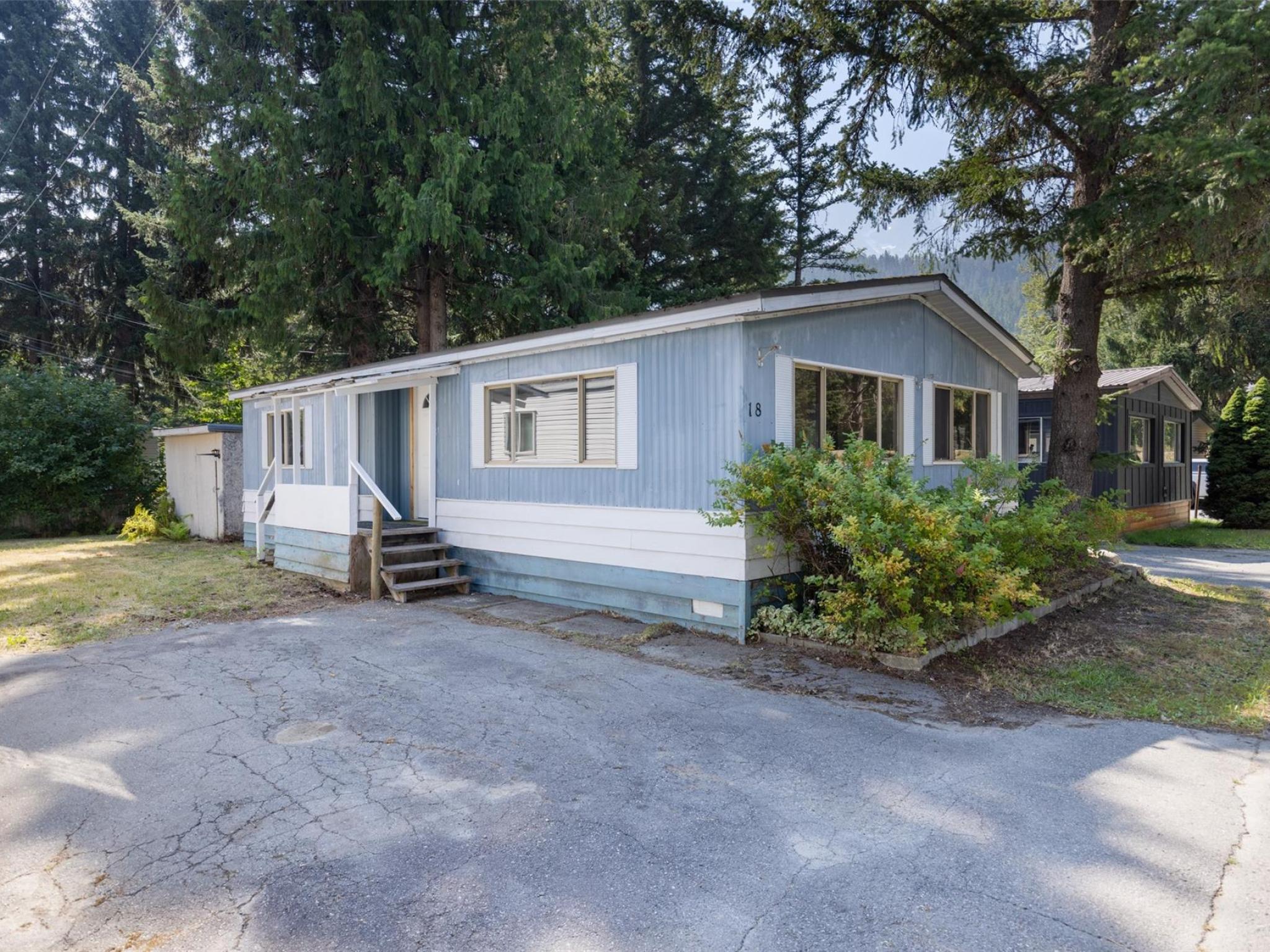 18-7370 Highway 99 
