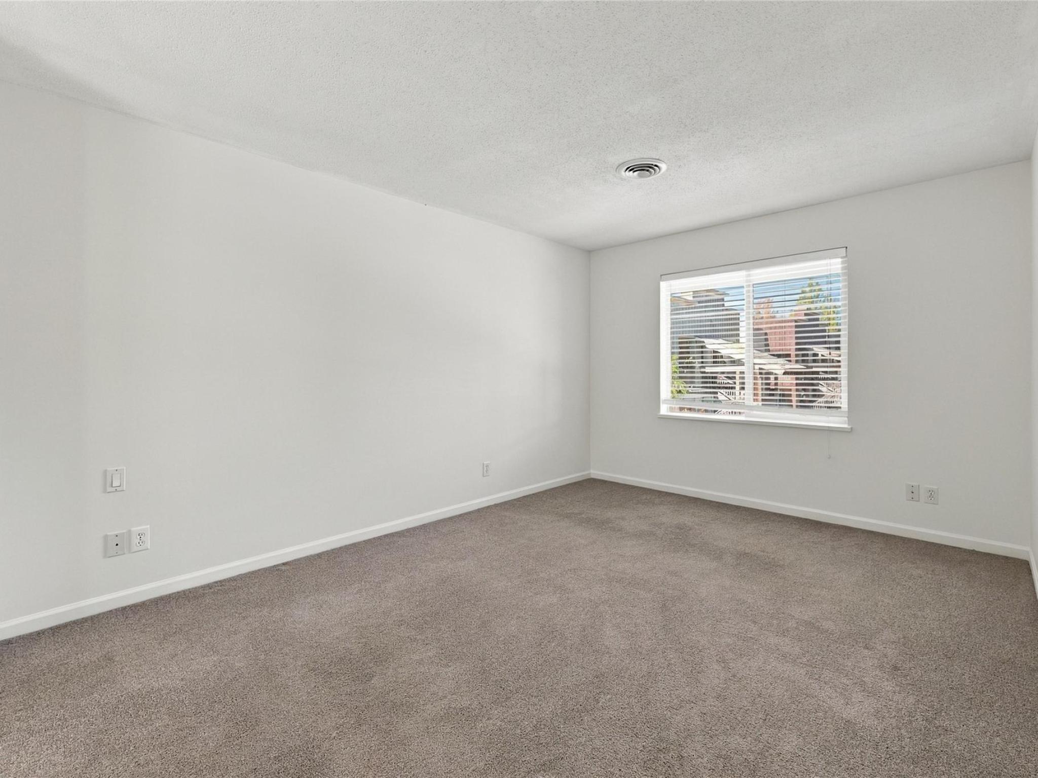 2-1449 Vine Road image 15