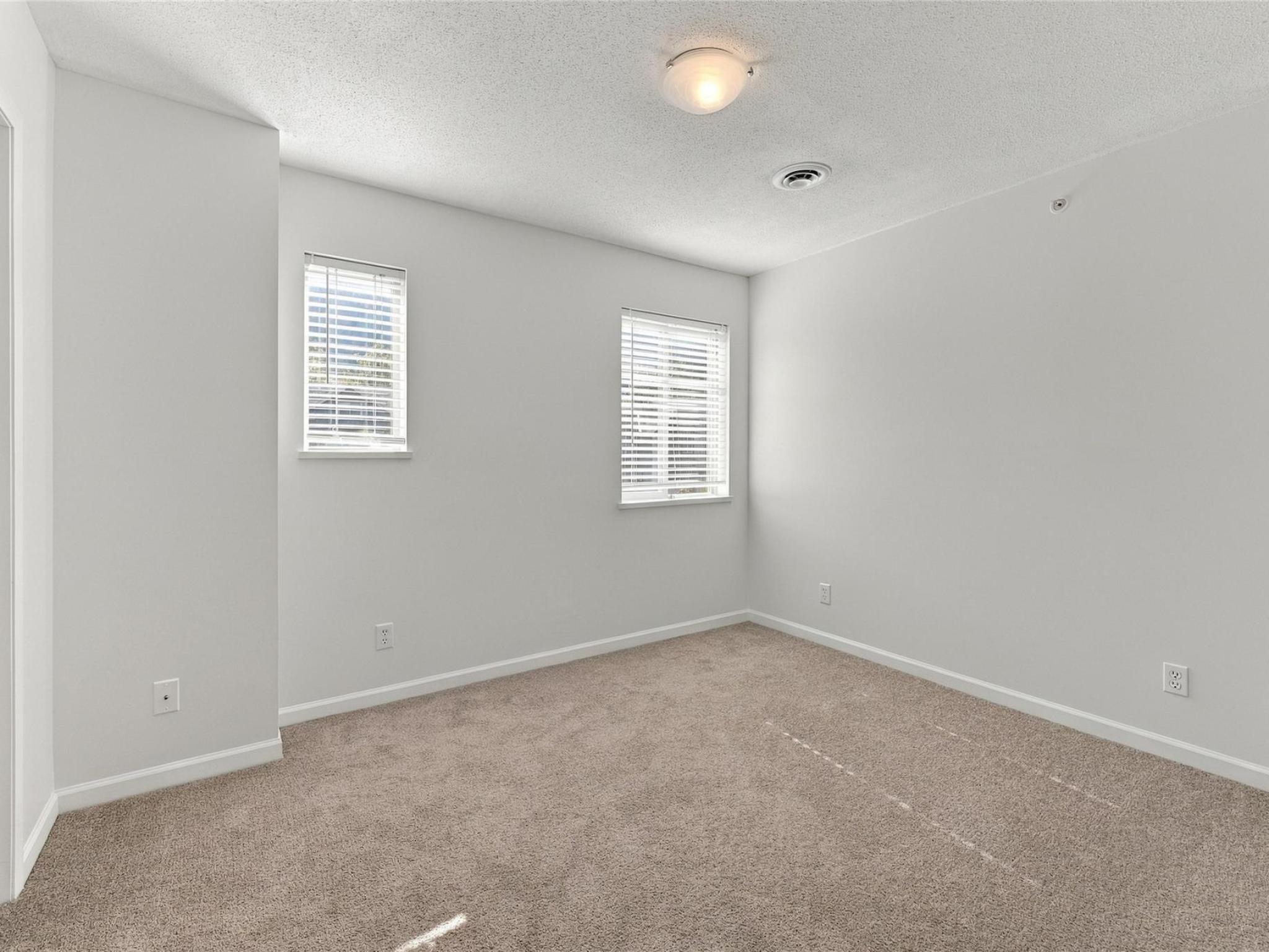 2-1449 Vine Road image 21