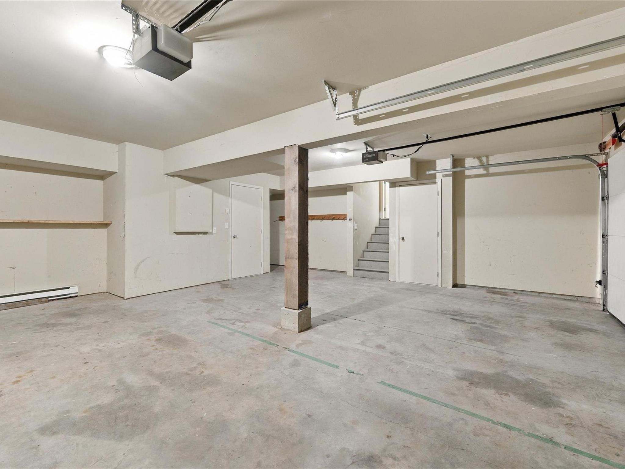 2-1449 Vine Road image 27