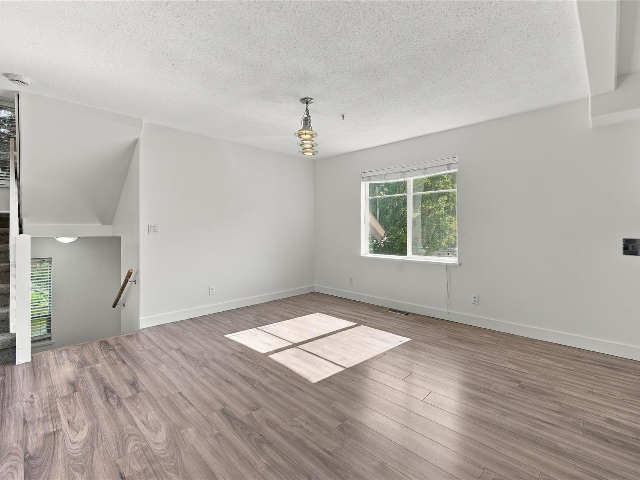 2-1449 Vine Road image 4