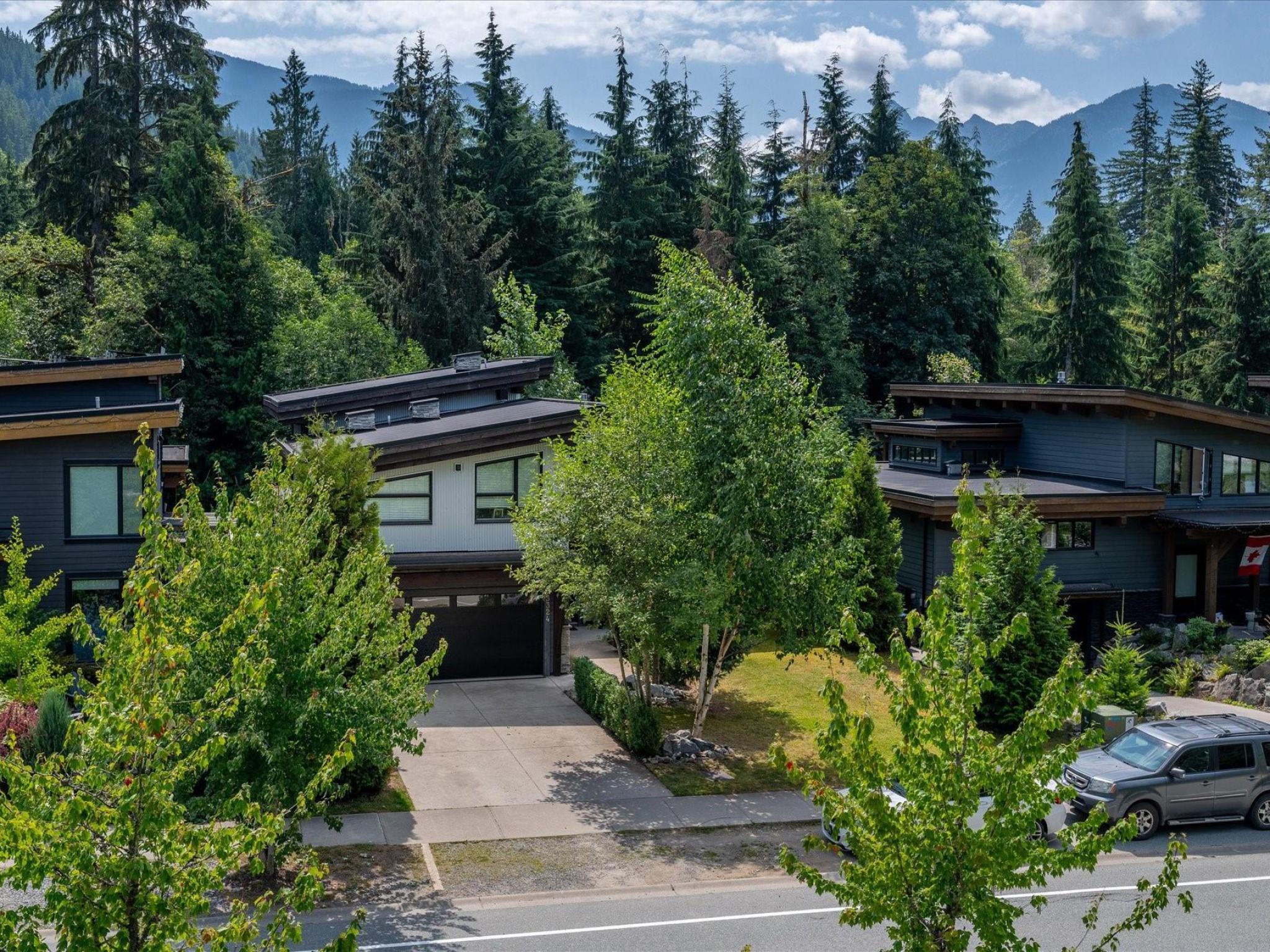 3324 Mamquam Road