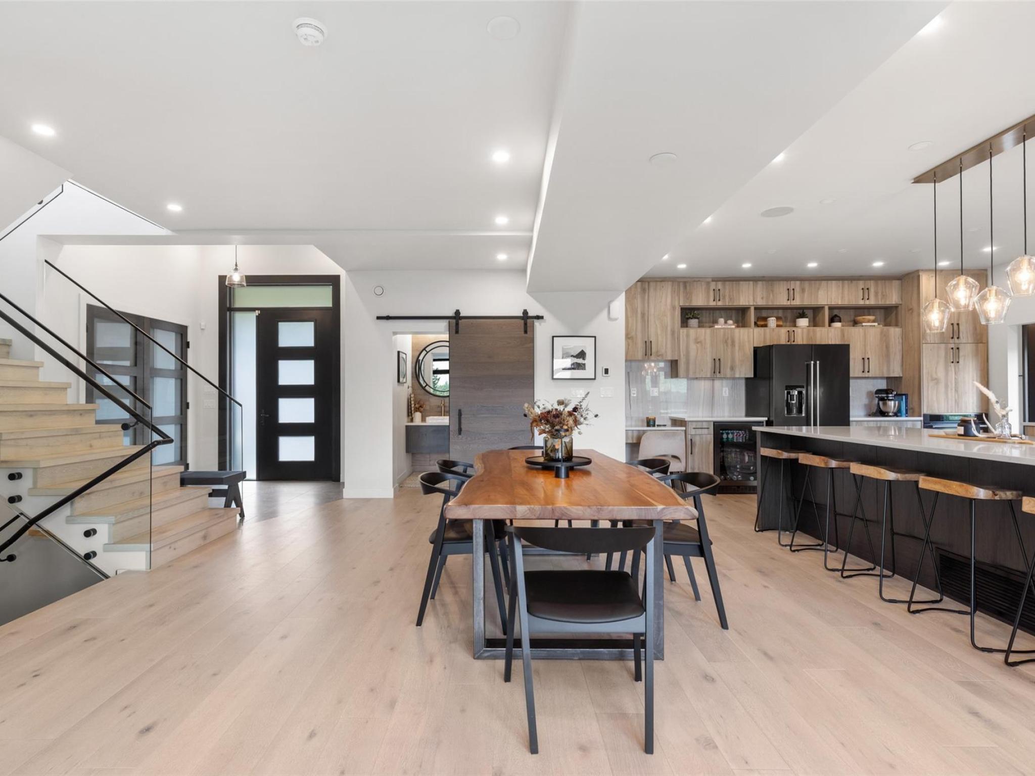 1305 Eagle Drive image 12