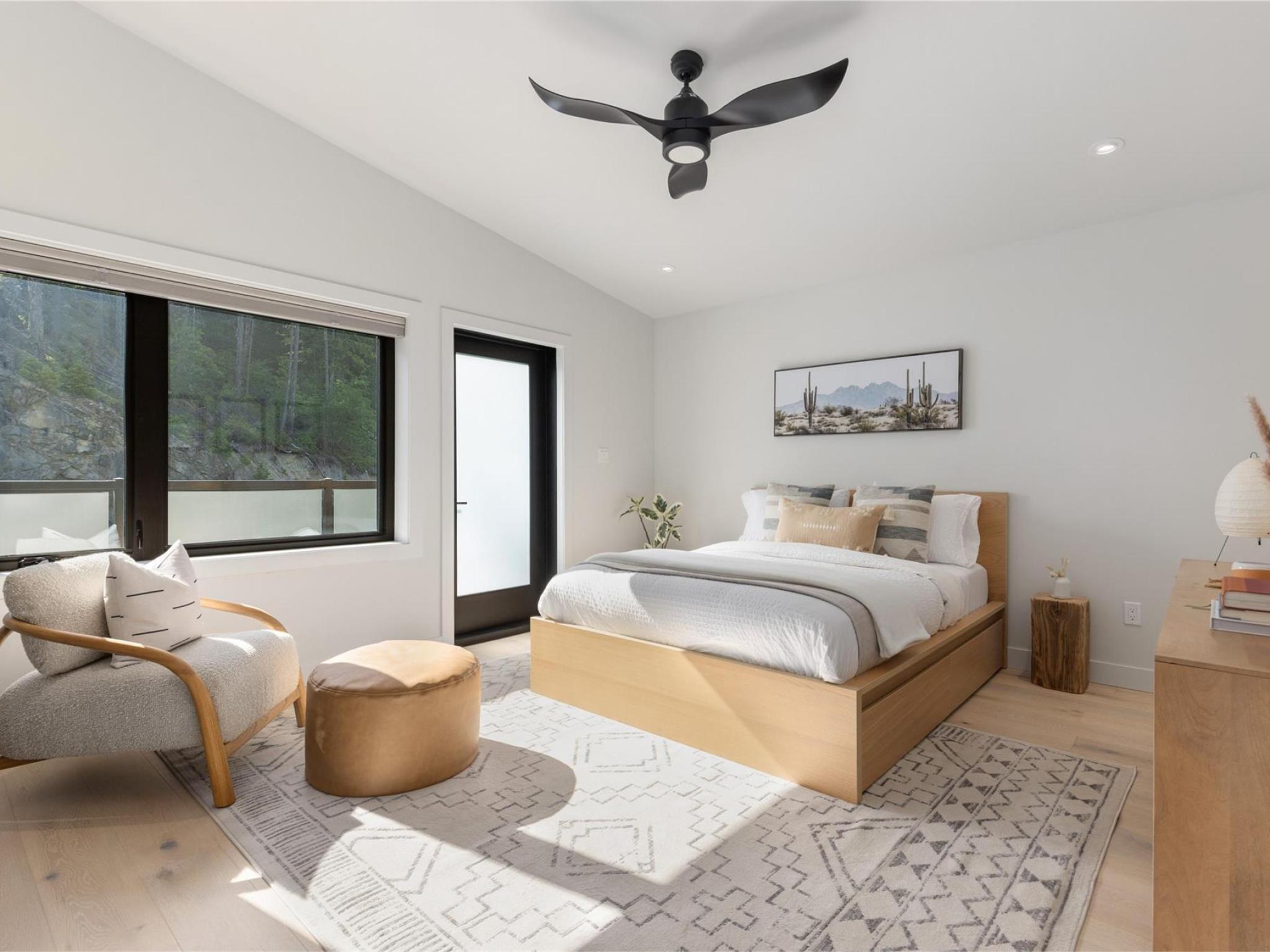 1305 Eagle Drive image 24