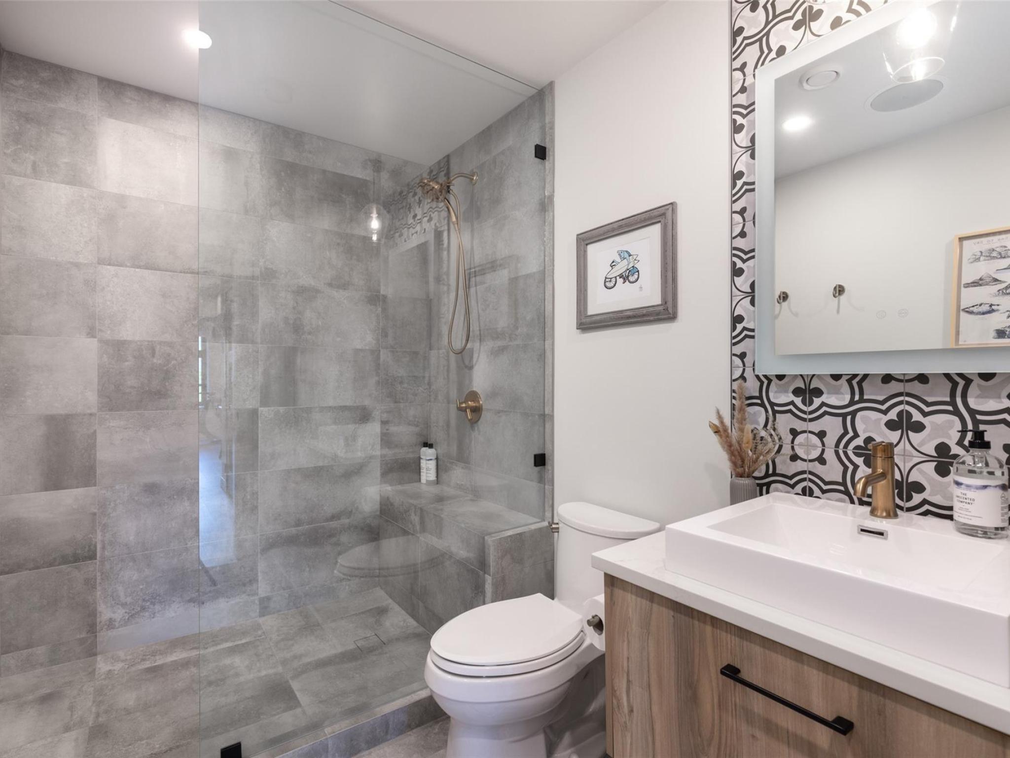 1305 Eagle Drive image 32