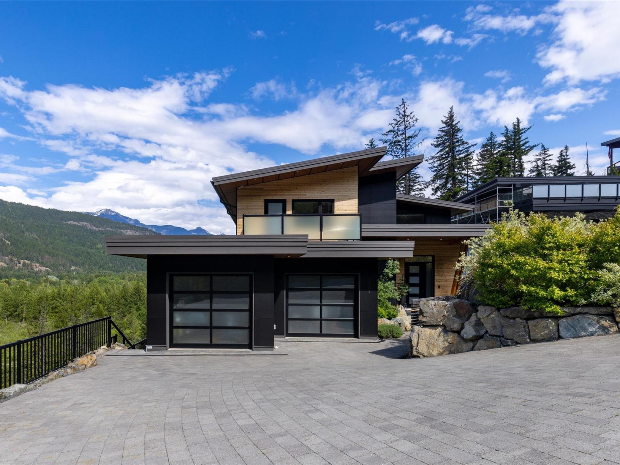 1305 Eagle Drive image 39