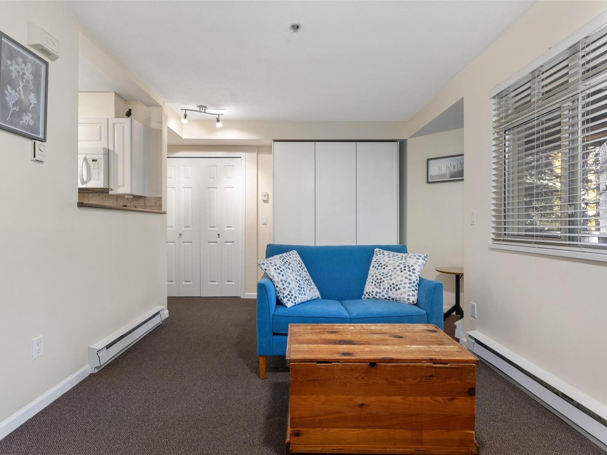 25-4335 Northlands Boulevard image 9