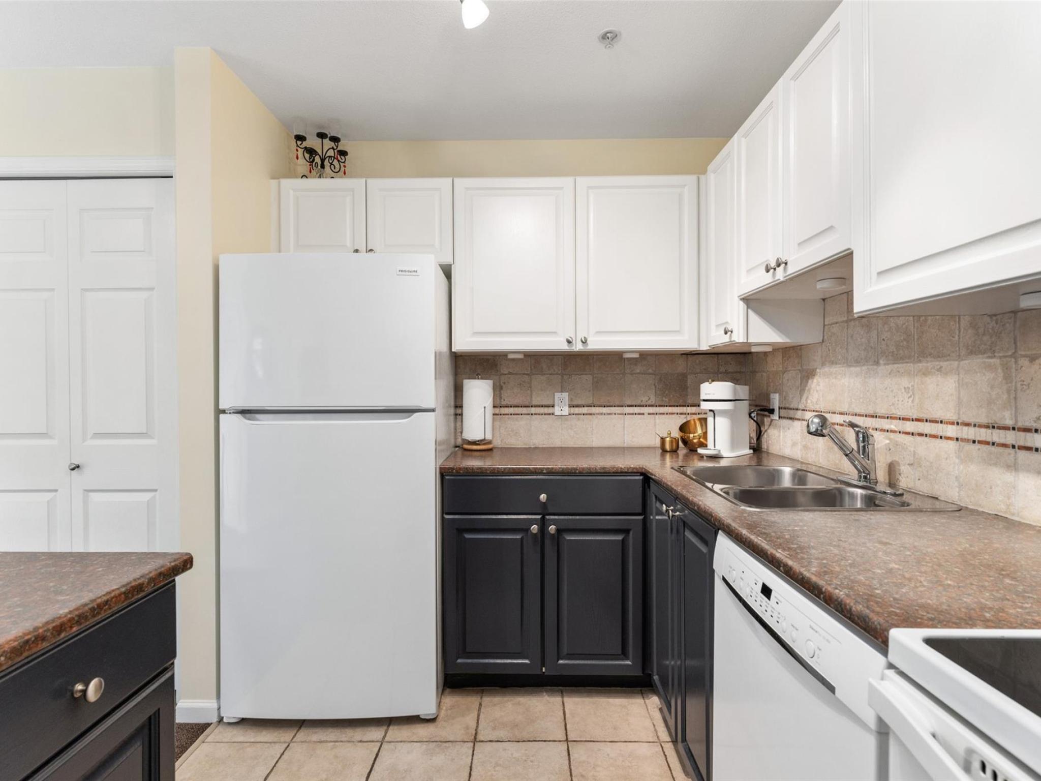 25-4335 Northlands Boulevard image 21