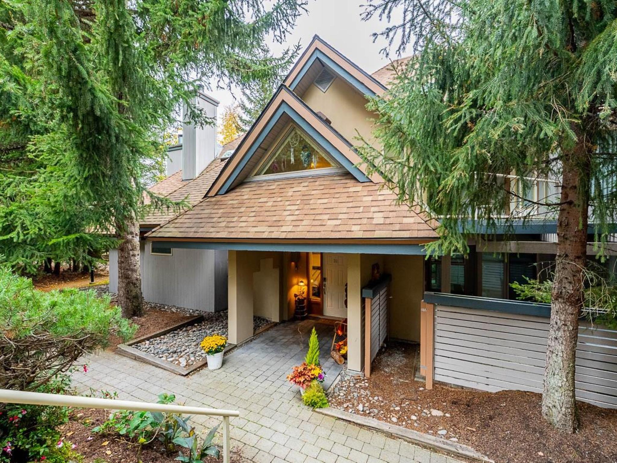 31-4636 Blackcomb Way