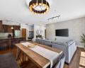 212-1025 Legacy Way image 2